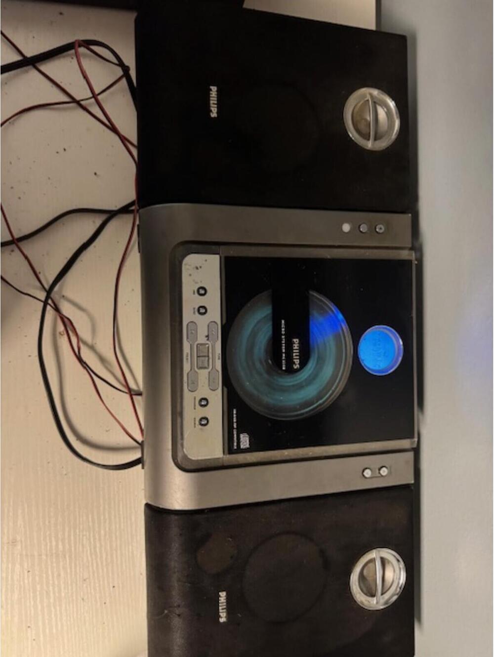 Philips Micro System MC138B CD Stereo System with Speakers